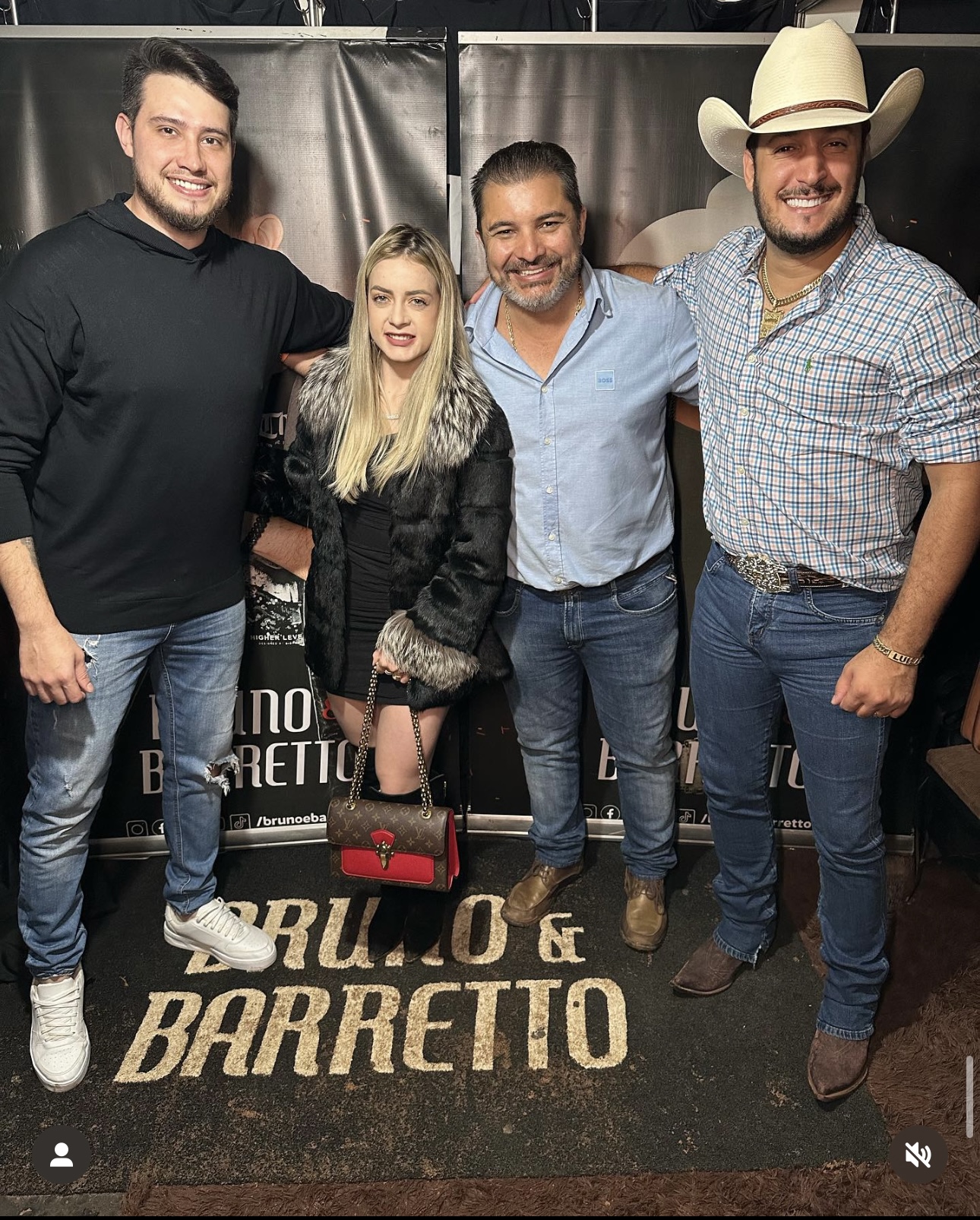 BRUNO E BARRETO